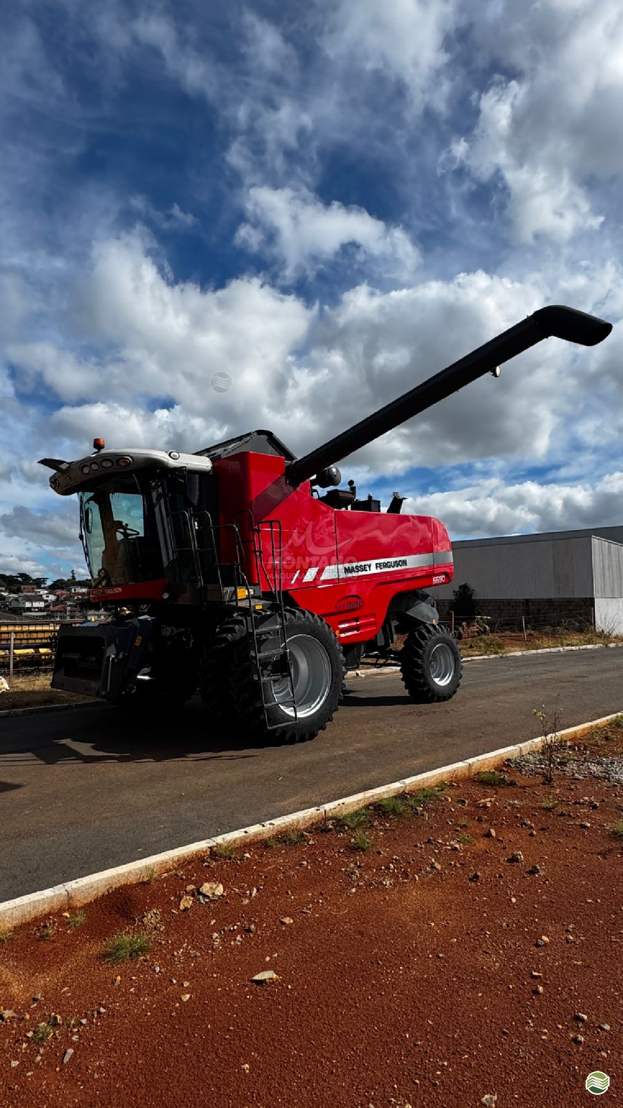 COLHEITADEIRA MASSEY FERGUSON MF 6690 Montano Máquinas Agrícolas LAGOA VERMELHA RIO GRANDE DO SUL RS
